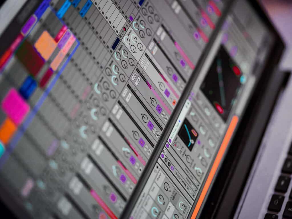 Wedding first dance: 10 things you need to know about your wedding first dance! 💃🕺 5 latvanyos nyitotanc mix keszites 07